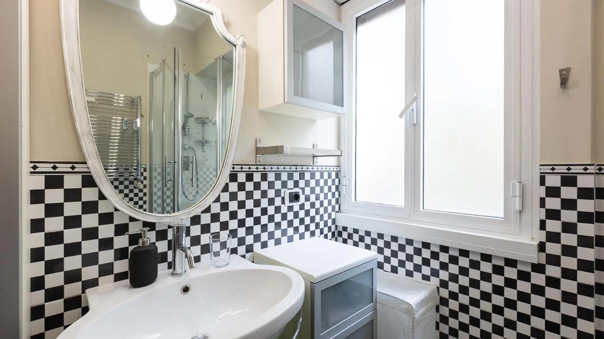Teano Holiday House Rome Apartment