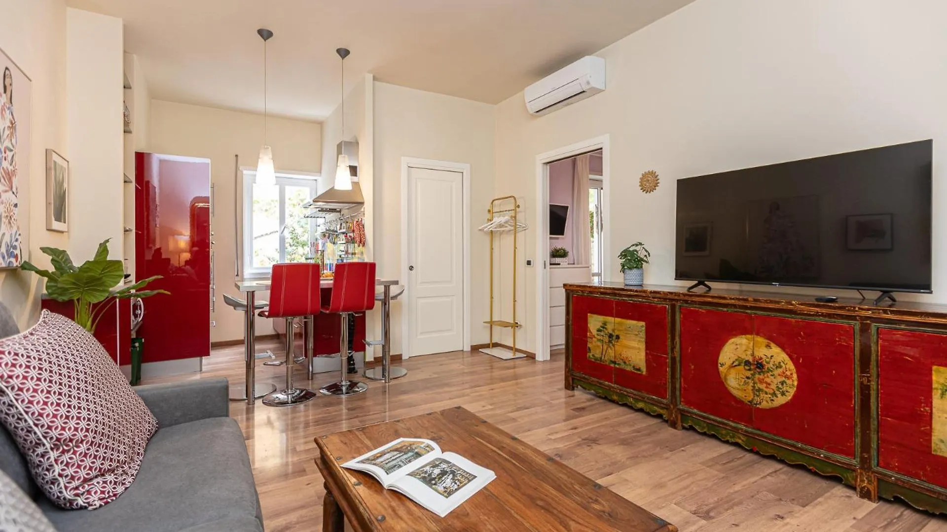 Teano Holiday House Rome Apartment